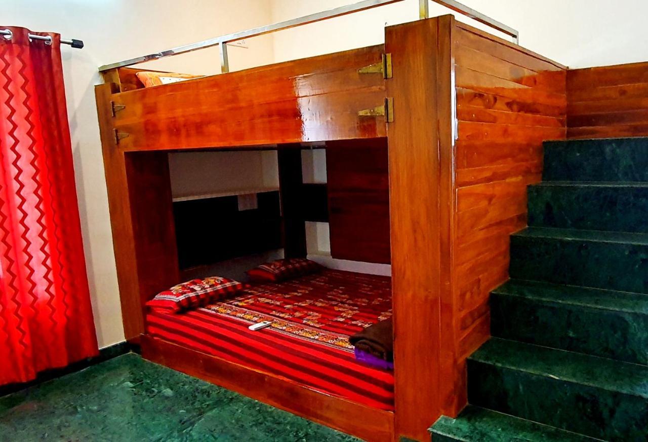 Shree Suites Kuttalam  Exterior photo